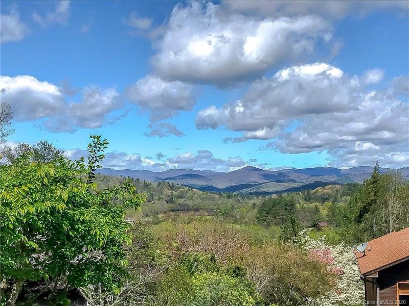 Property image 5 at 95 Hubbard Circle, Penrose, NC 28766