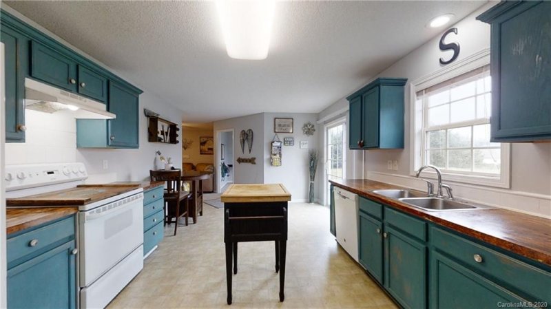 Property image 3 at 2681 Eagle Drive, Lincolnton, NC 28092