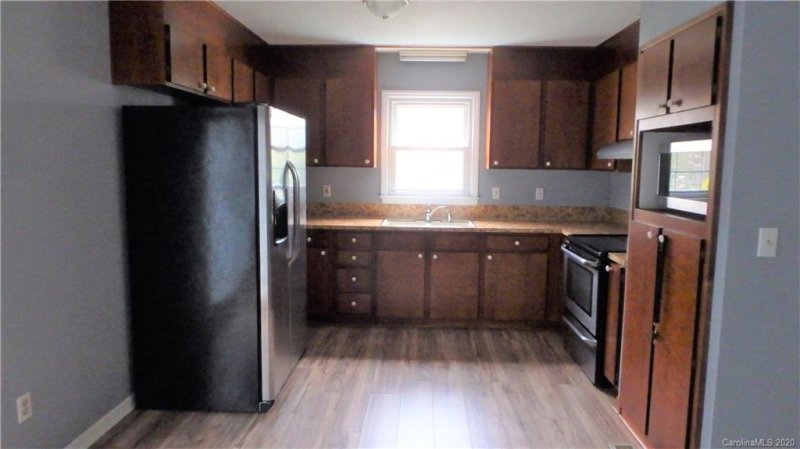 Property image 4 at 3205 44th Avenue Drive, Hickory, NC 28601