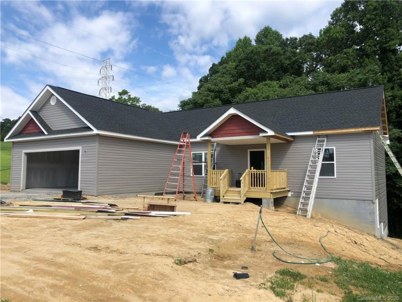 Property image 5 at 308 Beck Creek Circle, Flat Rock, NC 28731