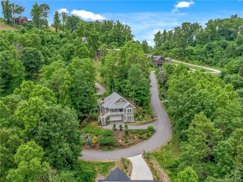 Property image 3 at 26 Kenai Drive, Asheville, NC 28806