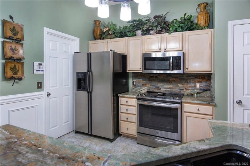 Property image 5 at 852 Murphy Hill Place, Charlotte, NC 28214