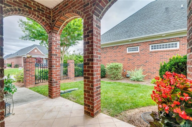 Property image 4 at 512 Chalmers Row, Rock Hill, SC 29732