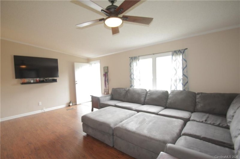 Property image 3 at 5752 Pug Lane, Iron Station, NC 28080