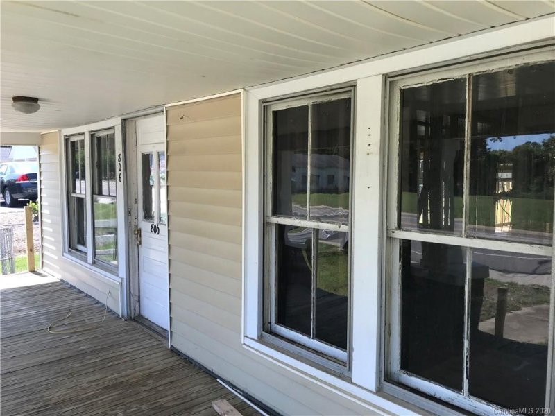 Property image 4 at 806 E Main Street, Maiden, NC 28650