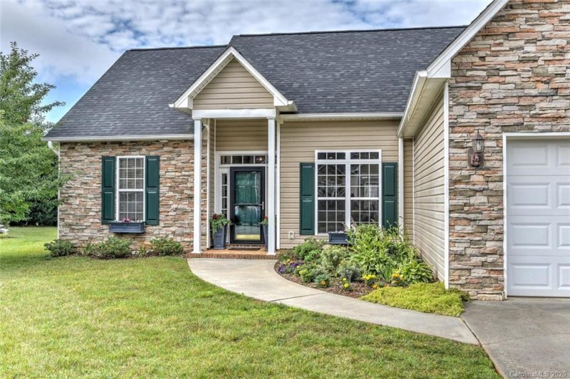 Property image 2 at 49 Summer Meadow Road, Arden, NC 28704