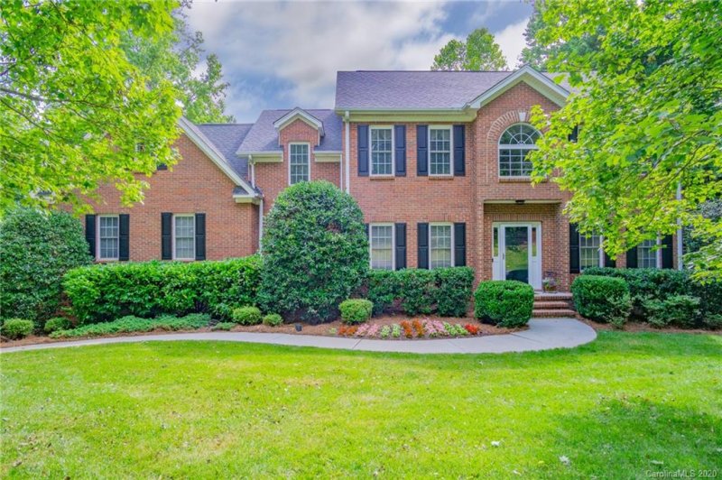 1436 Old Tara Lane