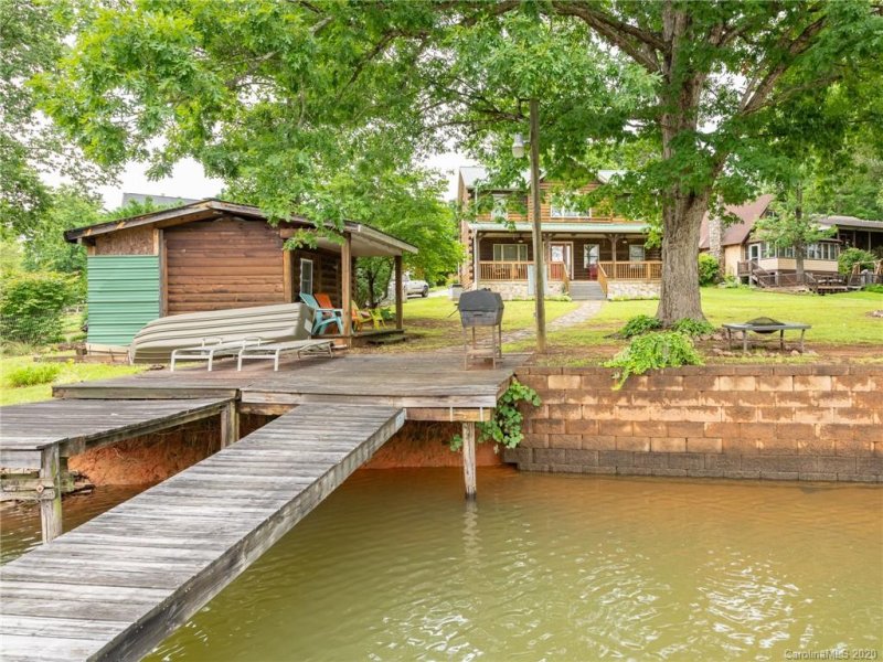 Property image 3 at 7188 Executive Circle, Denver, NC 28037