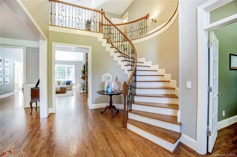 Property image 4 at 372 Riverwood Road, Mooresville, NC 28117