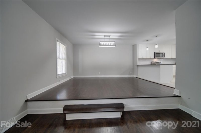 Property image 5 at 9015 Whispering Pines Lane, Charlotte, NC 28217