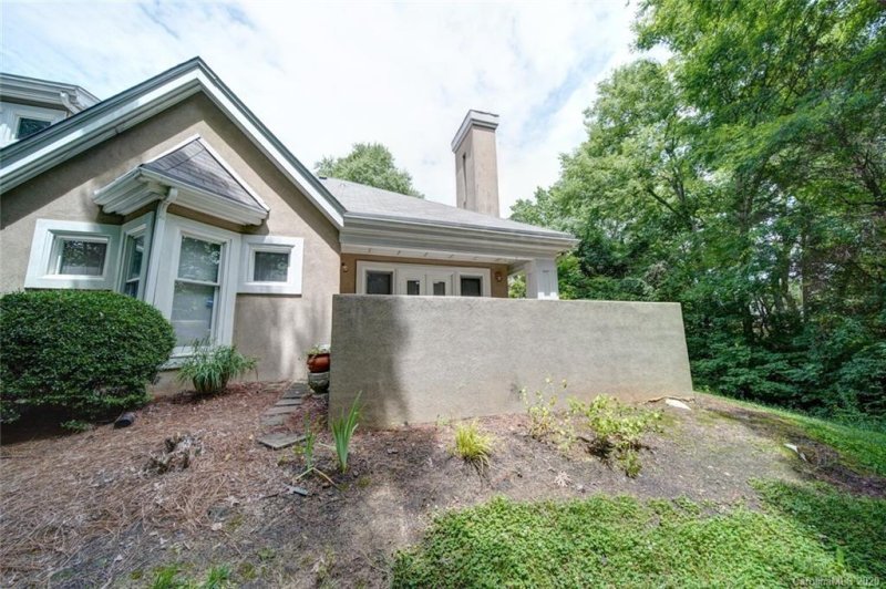 Property image 5 at 9226 Ravenwing Drive, Charlotte, NC 28262