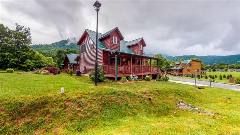 Property image 4 at 19 Meandering Way, Maggie Valley, NC 28751