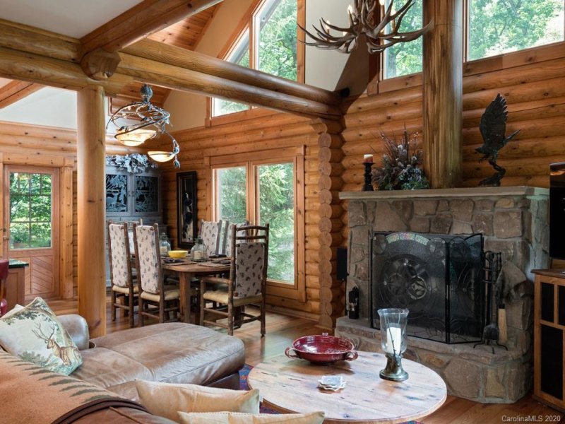 Property image 3 at 918 Countryside Drive, Waynesville, NC 28785