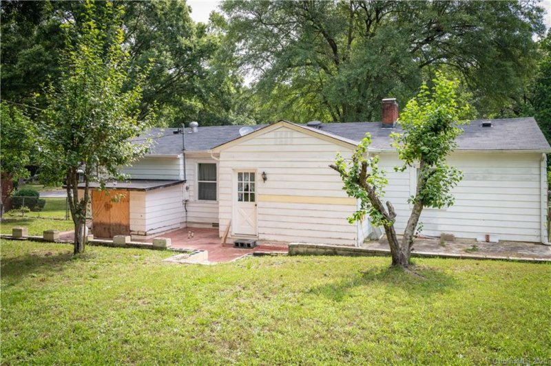 Property image 4 at 1609 Hoyle Street, Gastonia, NC 28052