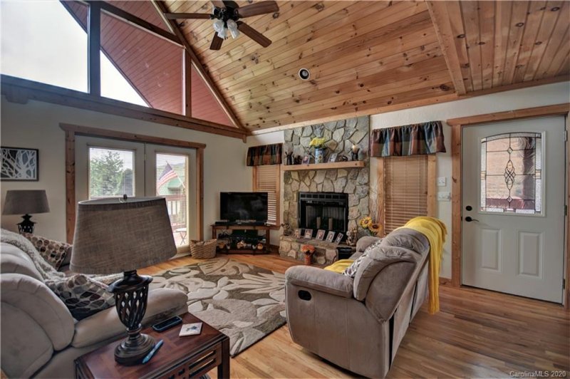 Property image 4 at 17 Destiny Trail, Maggie Valley, NC 28751