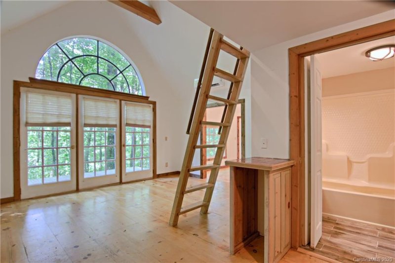 Property image 2 at 1466 Hickory Acres Road, Hendersonville, NC 28792