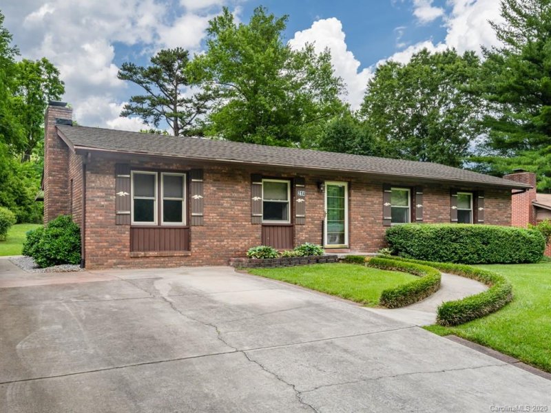 Property image 4 at 214 Saint Johns Street, Arden, NC 28704