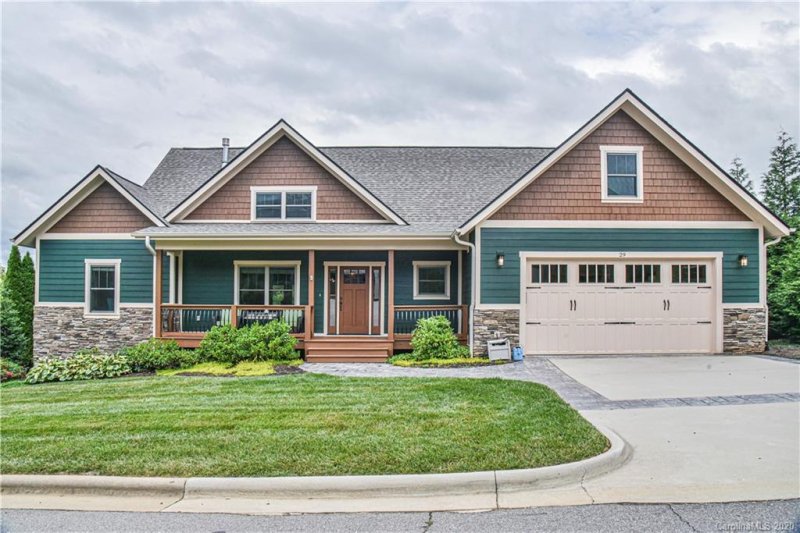 Property image 3 at 29 Shaker Court, Asheville, NC 28805
