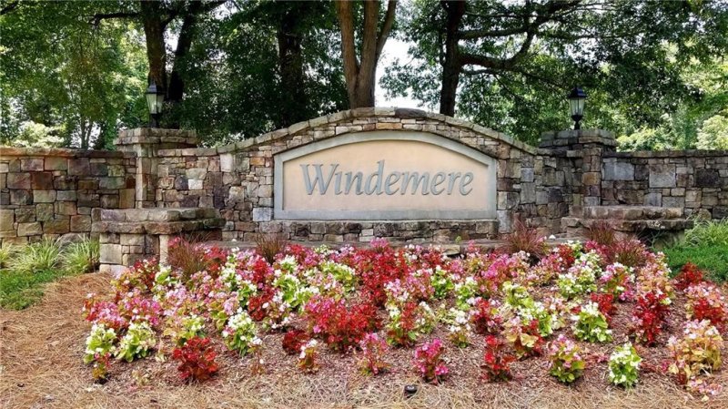 Property image 2 at 113 W Tattersall Drive, Statesville, NC 28677