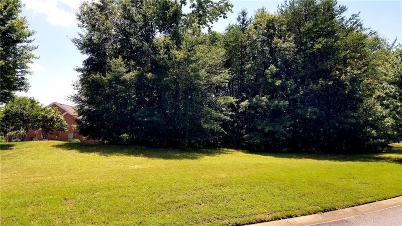 Property image 5 at 113 W Tattersall Drive, Statesville, NC 28677