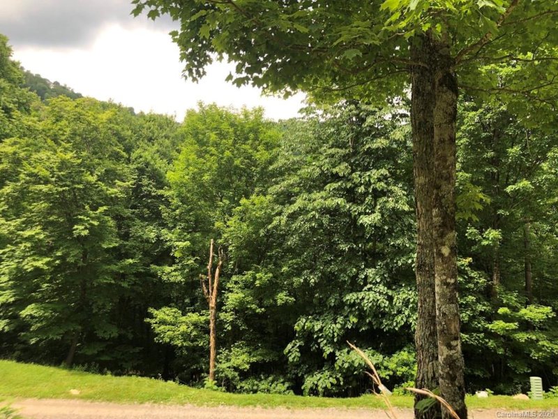 10 Mountain Gait Drive