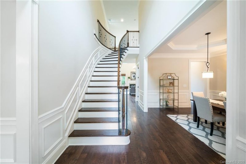 Property image 3 at 7329 Edenbridge Lane, Charlotte, NC 28226