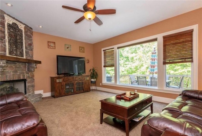 Property image 4 at 6141 Falls Ridge Trail, Sherrills Ford, NC 28673