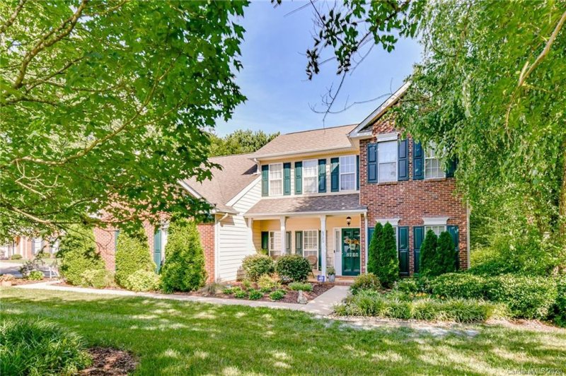 Property image 2 at 8720 Ellington Park Drive, Charlotte, NC 28277