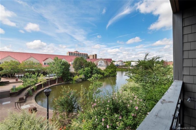 Property image 4 at 9029 J M Keynes Drive, Charlotte, NC 28262