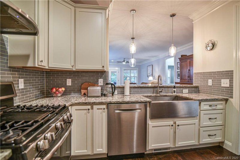 Property image 4 at 37 Tudor Way, Black Mountain, NC 28711