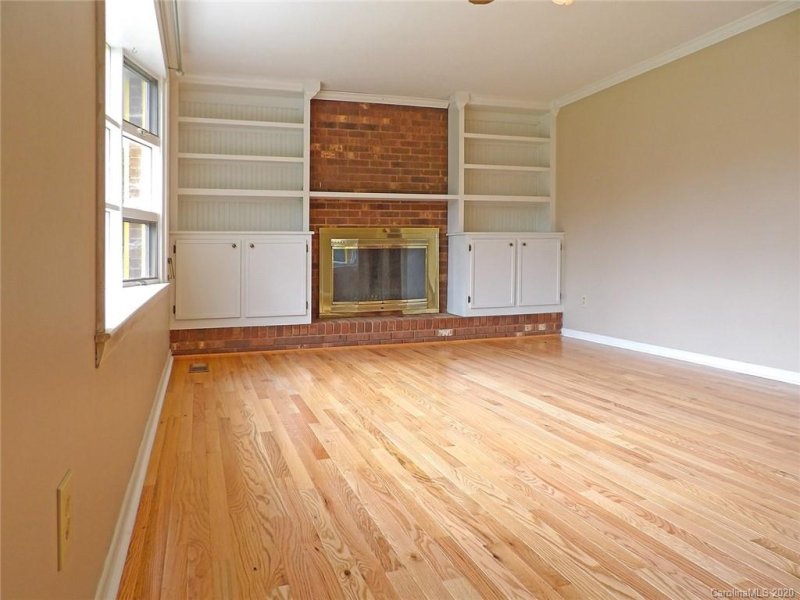 Property image 5 at 401 Deal Avenue, Conover, NC 28613