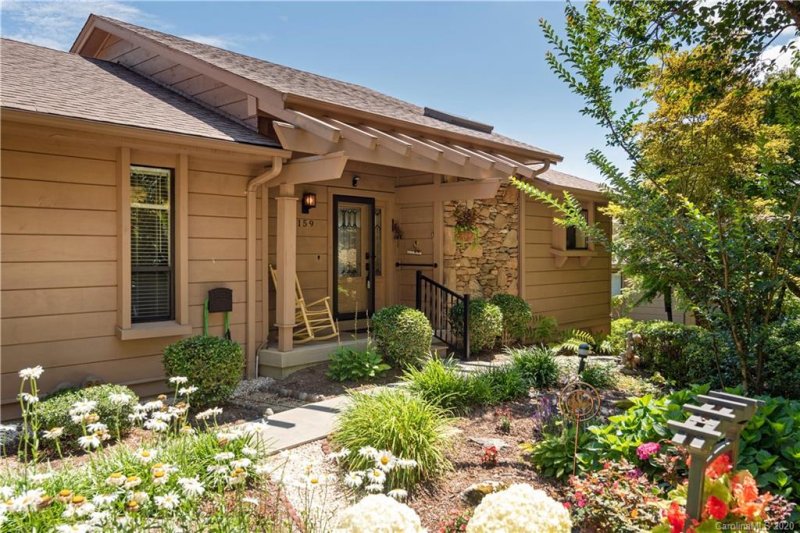 Property image 2 at 159 Country Ridge Road, Laurel Park, NC 28739