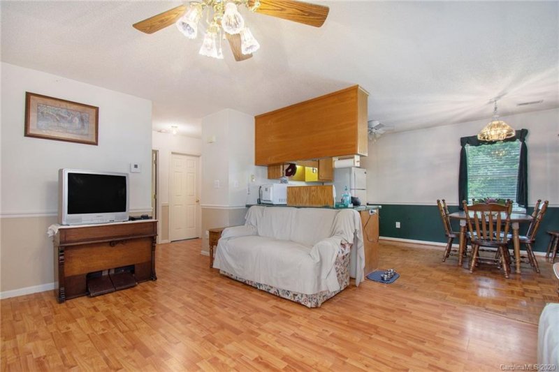 Property image 4 at 902 Lyndsey Brook Court, Lincolnton, NC 28092