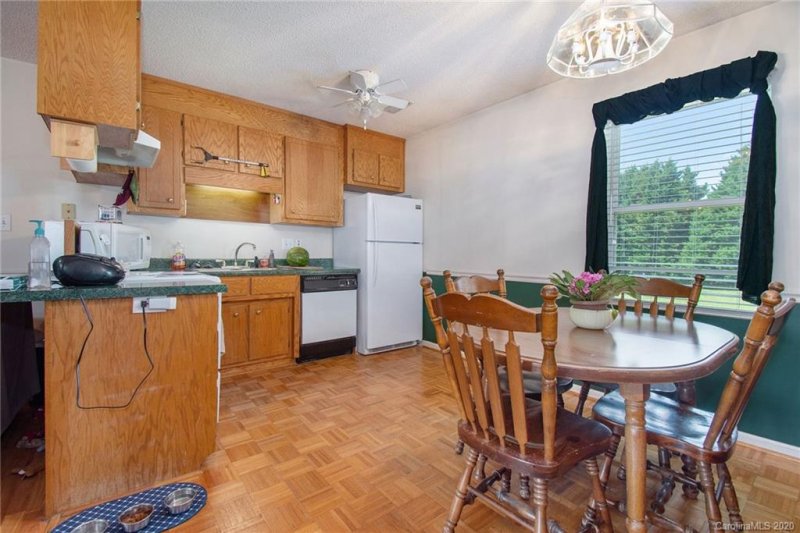 Property image 5 at 902 Lyndsey Brook Court, Lincolnton, NC 28092