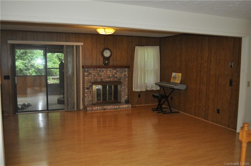 Property image 5 at 206 Shannon Road, Hendersonville, NC 28791