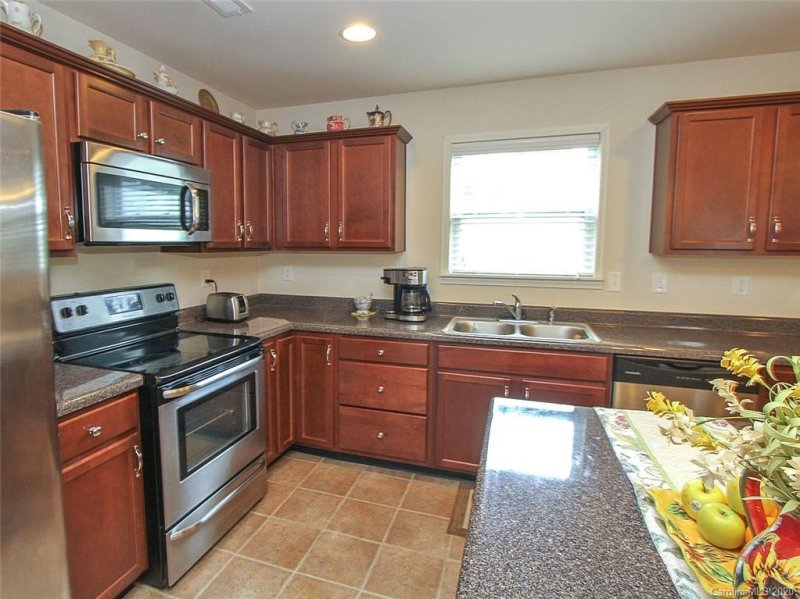 Property image 2 at 6206 Ganso Lane, Charlotte, NC 28214