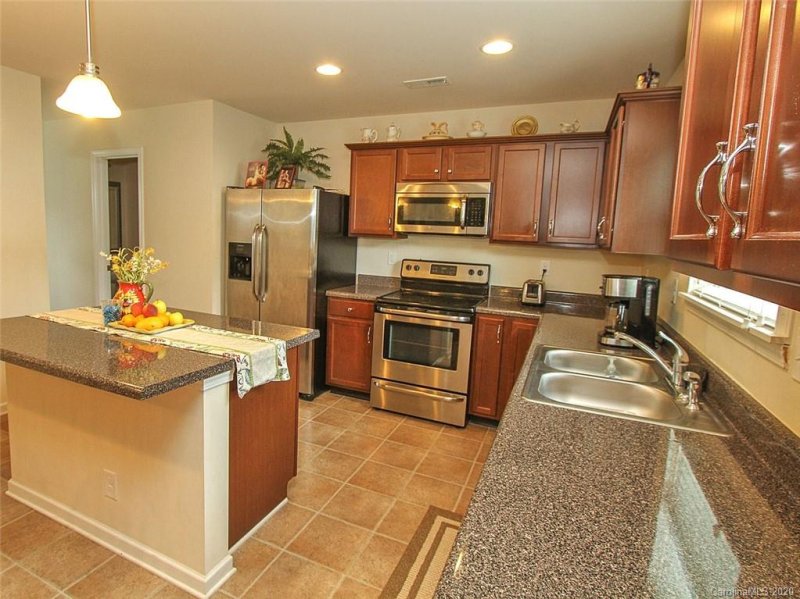 Property image 4 at 6206 Ganso Lane, Charlotte, NC 28214