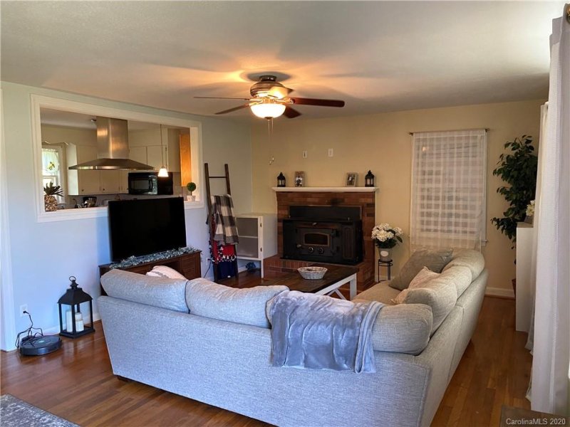 Property image 2 at 103 Safriet Road, Statesville, NC 28625