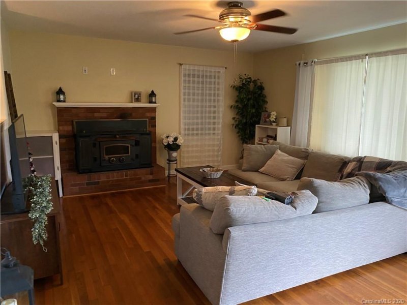 Property image 3 at 103 Safriet Road, Statesville, NC 28625