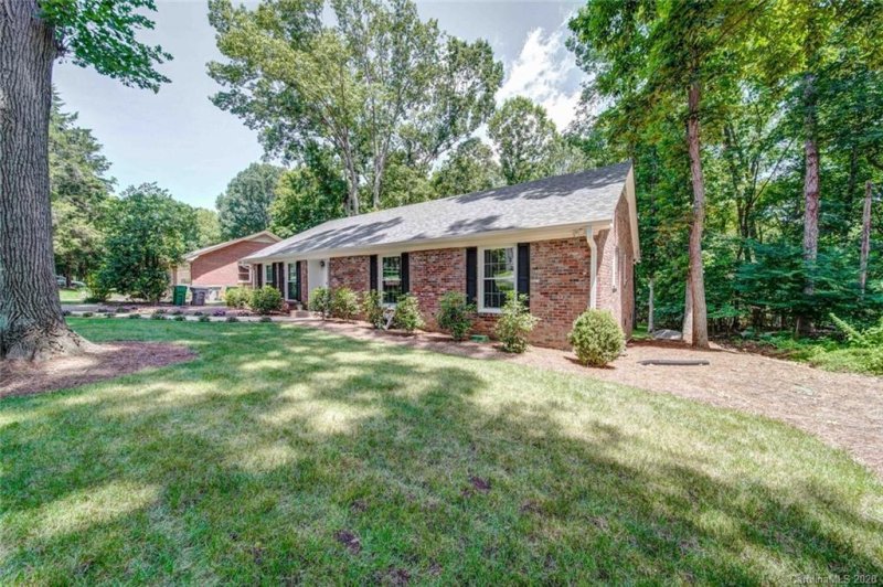 Property image 2 at 6301 Cedar Croft Drive, Charlotte, NC 28226