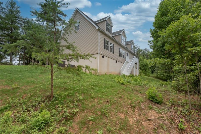 Property image 2 at 5453 Lehi Lane, Collettsville, NC 28611