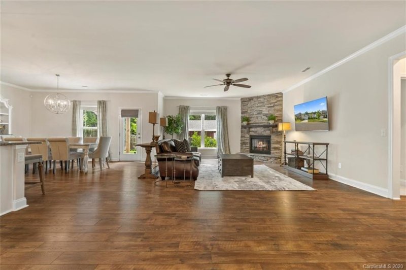 Property image 4 at 5306 Tilley Manor Drive, Matthews, NC 28105