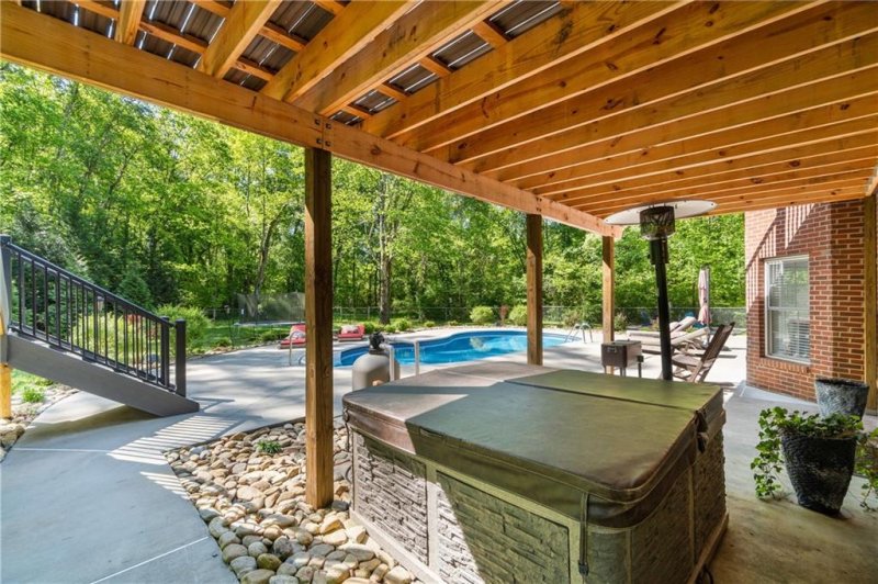 Property image 3 at 1828 Brompton Court, Newton, NC 28658