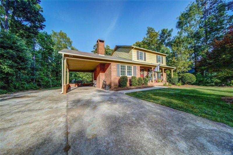 Property image 2 at 21 Ichabod Circle, Concord, NC 28025