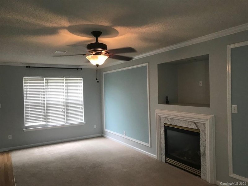 Property image 2 at 4731 Fox Thorne Drive, Charlotte, NC 28216