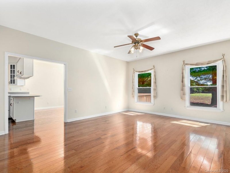 Property image 4 at 180 Kingfisher Lane, Mills River, NC 28759