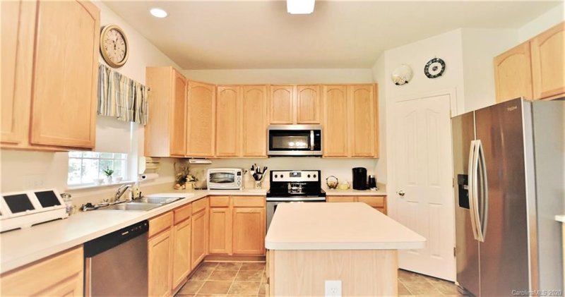 Property image 2 at 5215 Halverson Court, Kannapolis, NC 28083