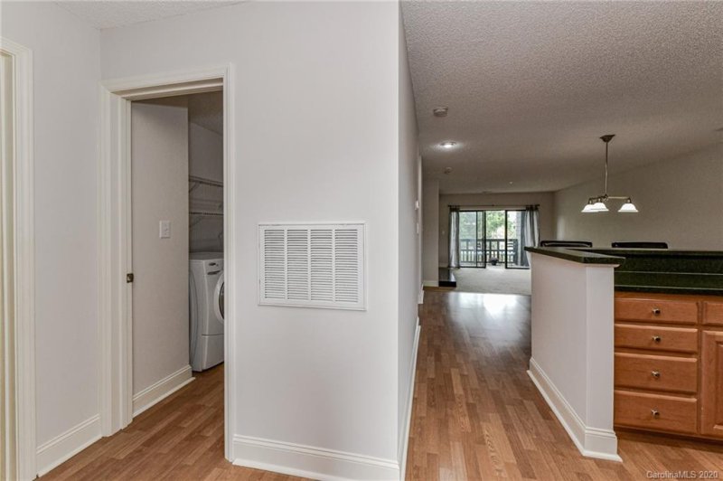 Property image 4 at 9039 J M Keynes Drive, Charlotte, NC 28262