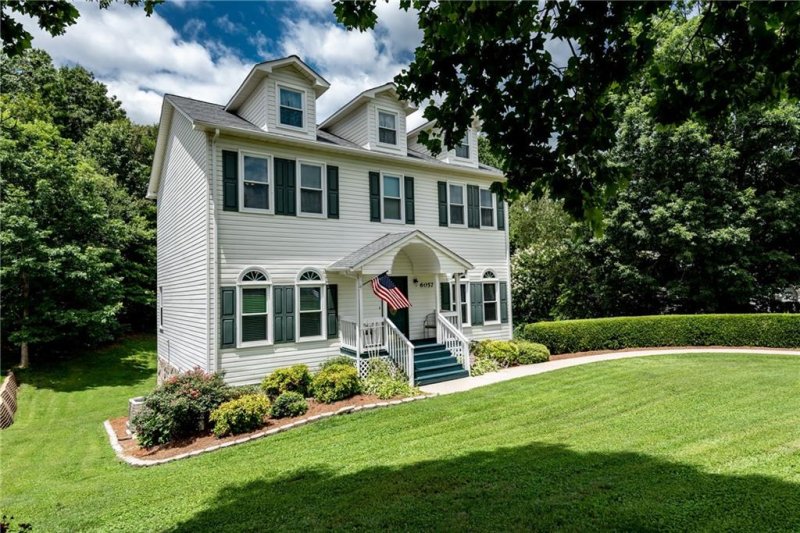 6057 Gold Creek Estate Drive