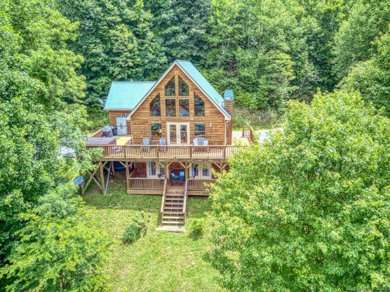 Property image 2 at 657 Split Pine Cove, Clyde, NC 28721